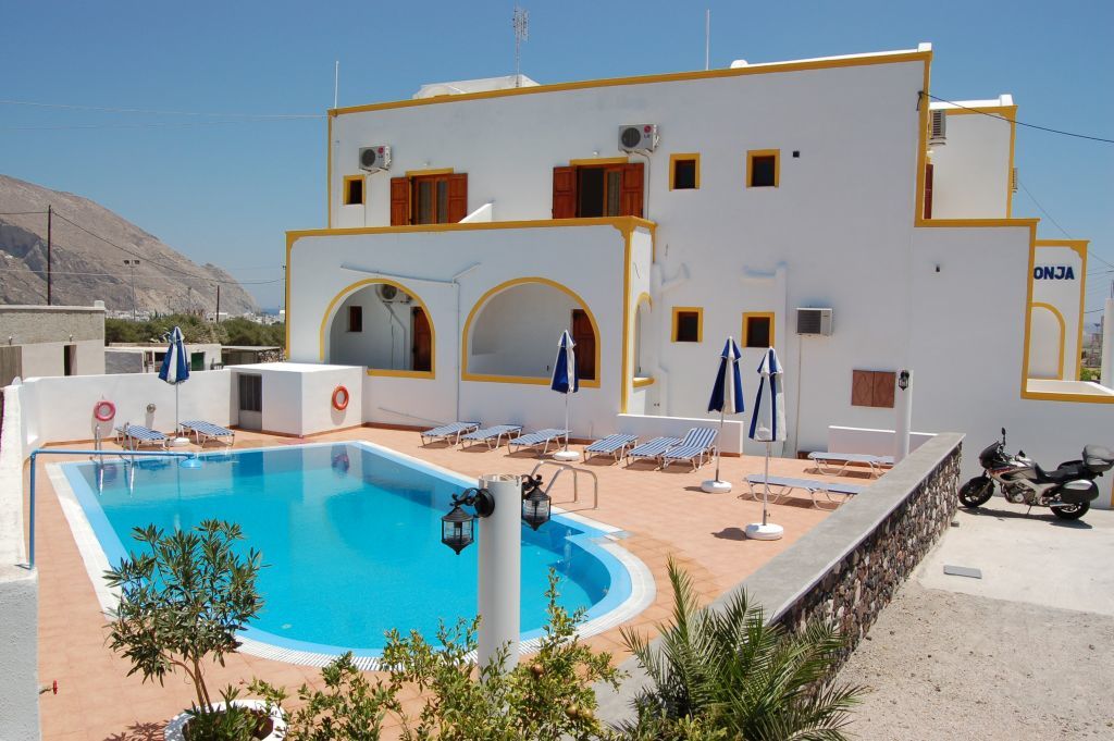 Privee Santorini Hotel Perissa  Exterior photo
